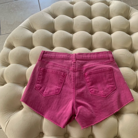 L’agence pink denim shorts size 26. - Picture 4 of 5